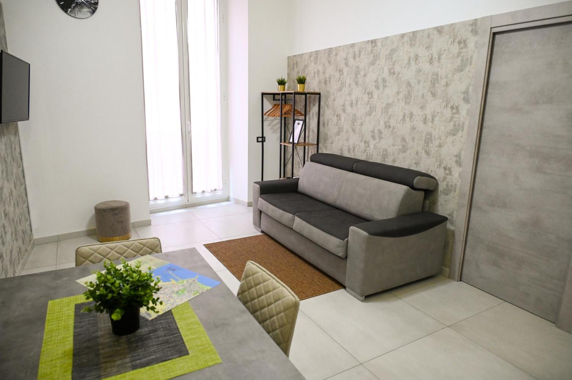 Victry's Chiaia Casa vacanze *